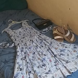 Everything in the picture is forsale